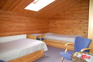 Гостевой дом Külalistemaja Vehendi Motell Vehendi Двухместный номер с 2 отдельными кроватями и общей ванной комнатой-8